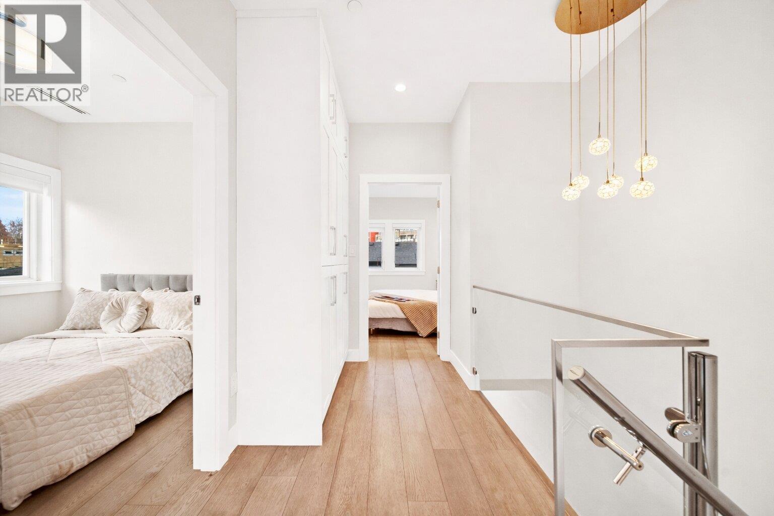 945 E 20th Avenue, Vancouver, British Columbia  V5V 1N7 - Photo 12 - R3103911