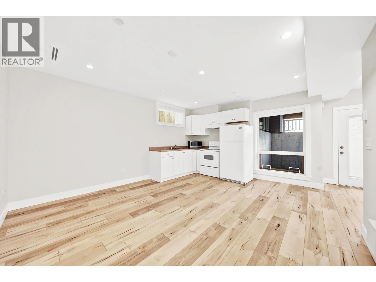 945 E 20th Avenue, Vancouver, British Columbia  V5V 1N7 - Photo 25 - R3103911