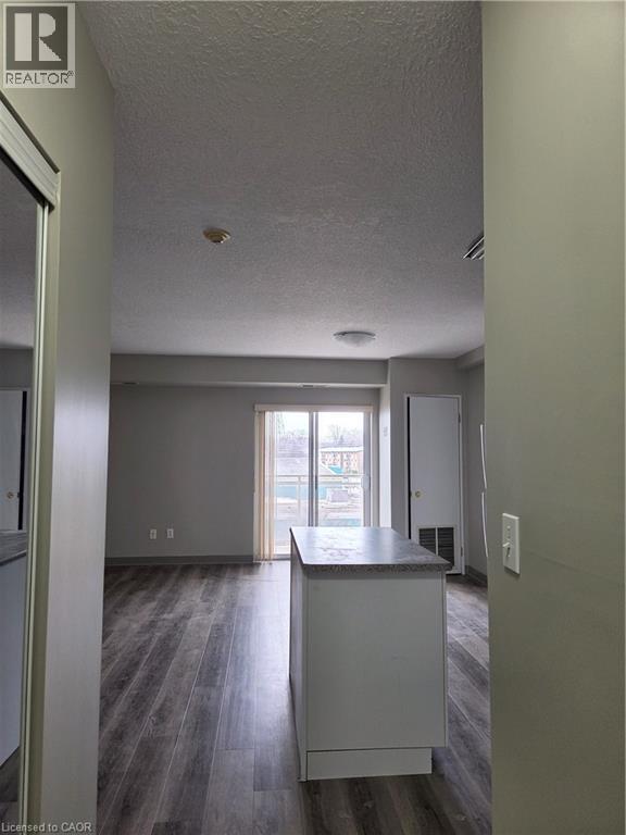 736 Old Albert Street Unit# 301, Waterloo, Ontario  N2L 6R4 - Photo 2 - 40815436