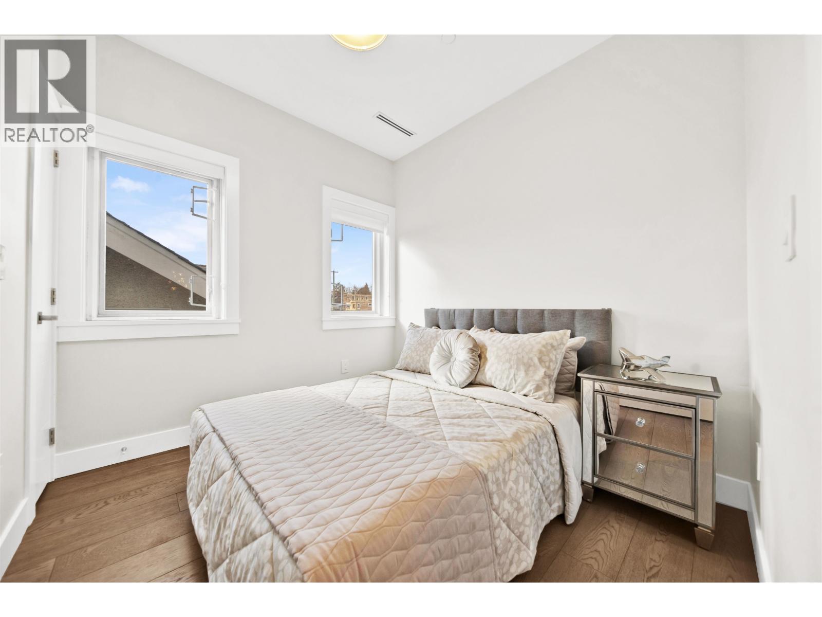 945 E 20th Avenue, Vancouver, British Columbia  V5V 1N7 - Photo 18 - R3103911