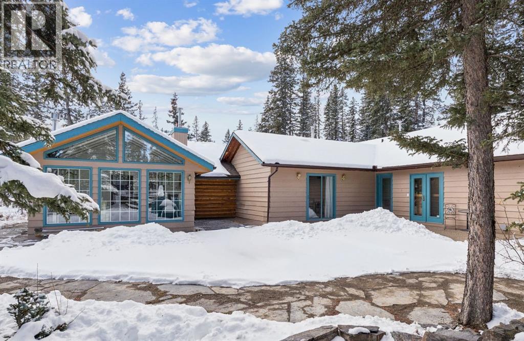 4 Pine Avenue, Bragg Creek, Alberta  T0L 0K0 - Photo 3 - A2292680