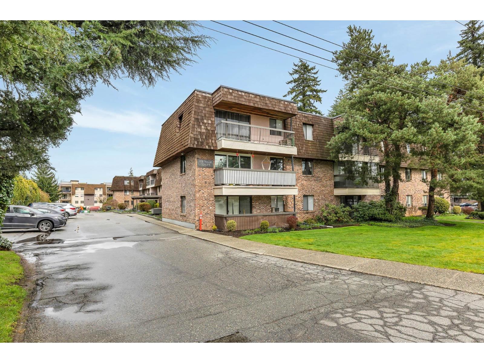 117 32175 OLD YALE ROAD, Abbotsford, British Columbia