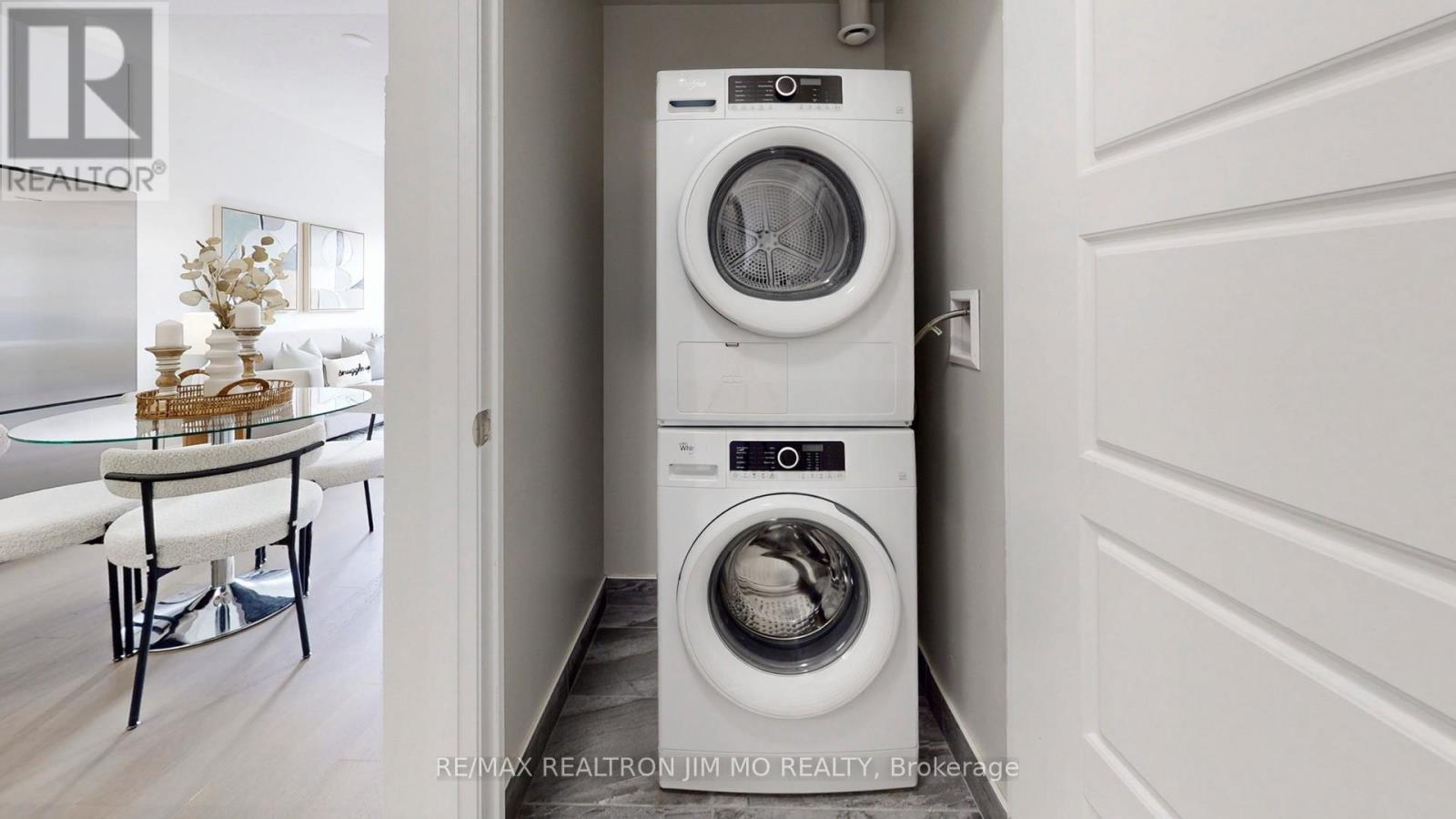 730 - 25 Water Walk Drive, Markham (Unionville), Ontario  L6G 0G3 - Photo 38 - N12922294