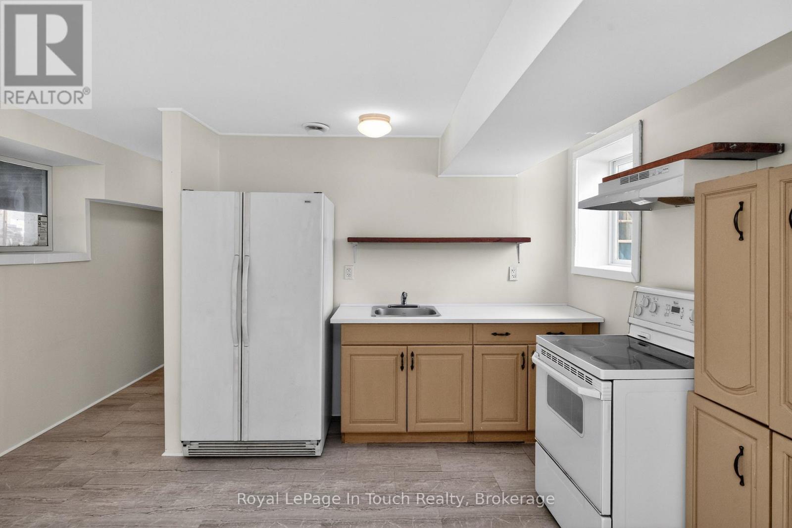 9732 93 Highway, Midland, Ontario  L4R 4L9 - Photo 34 - S12925192