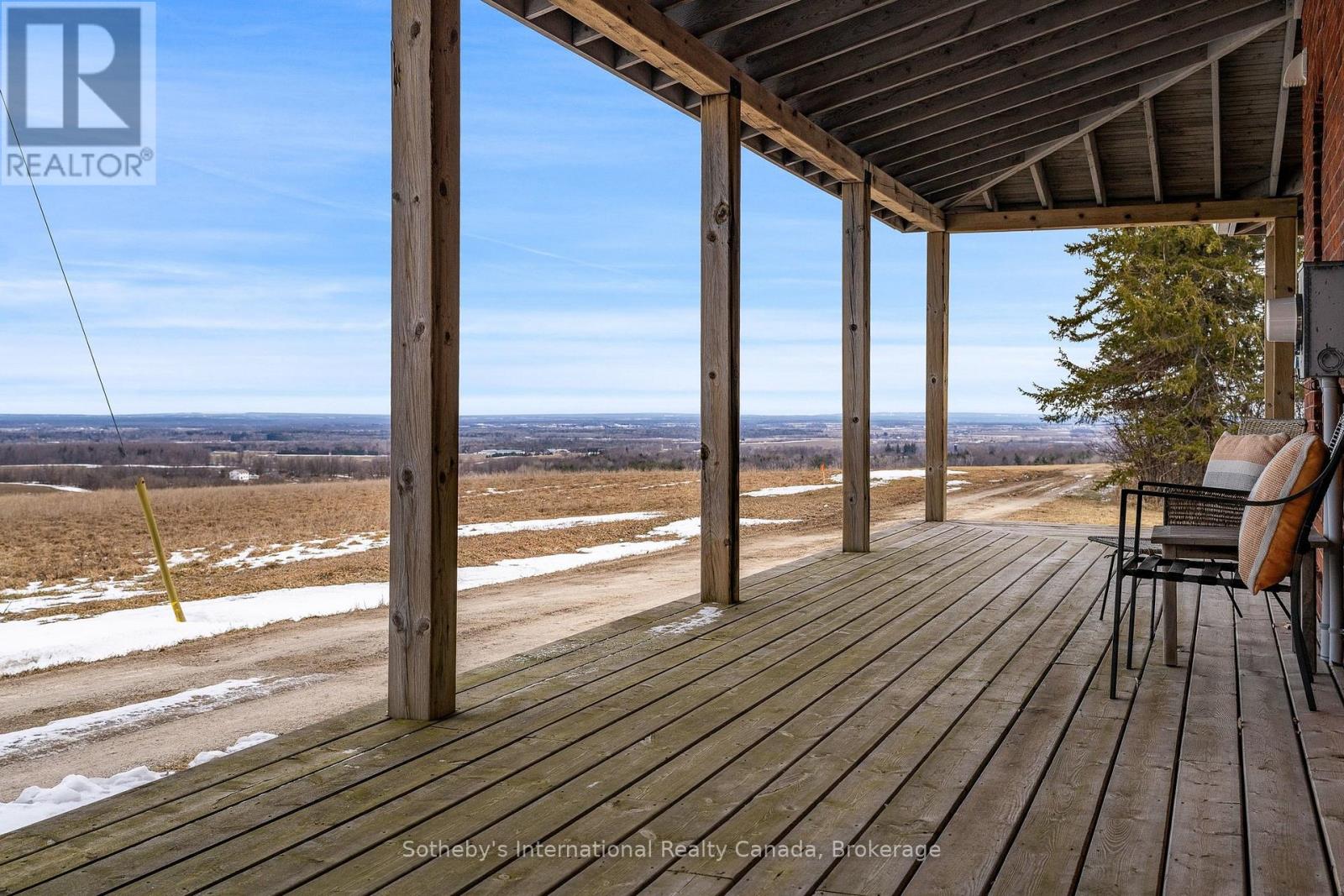 1943 Fairgrounds Road S, Clearview, Ontario  L0M 1G0 - Photo 8 - S12925334