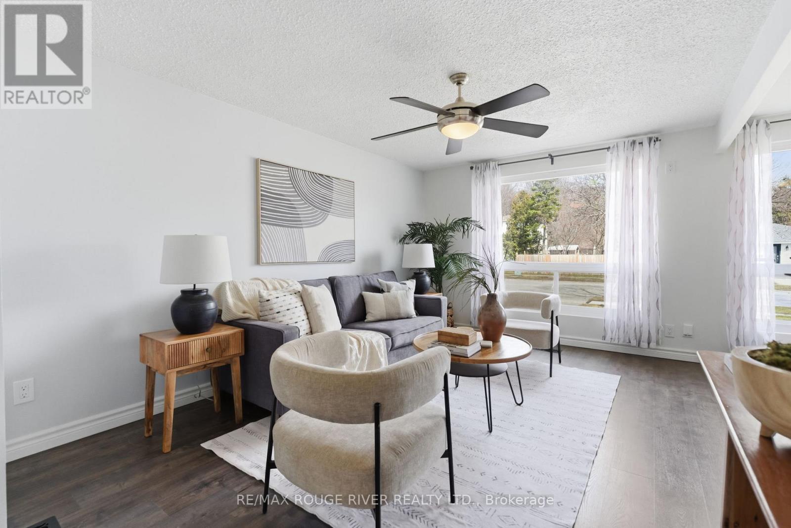 712 Grandview Drive, Oshawa, Ontario  L1H 7W2 - Photo 10 - E12925106