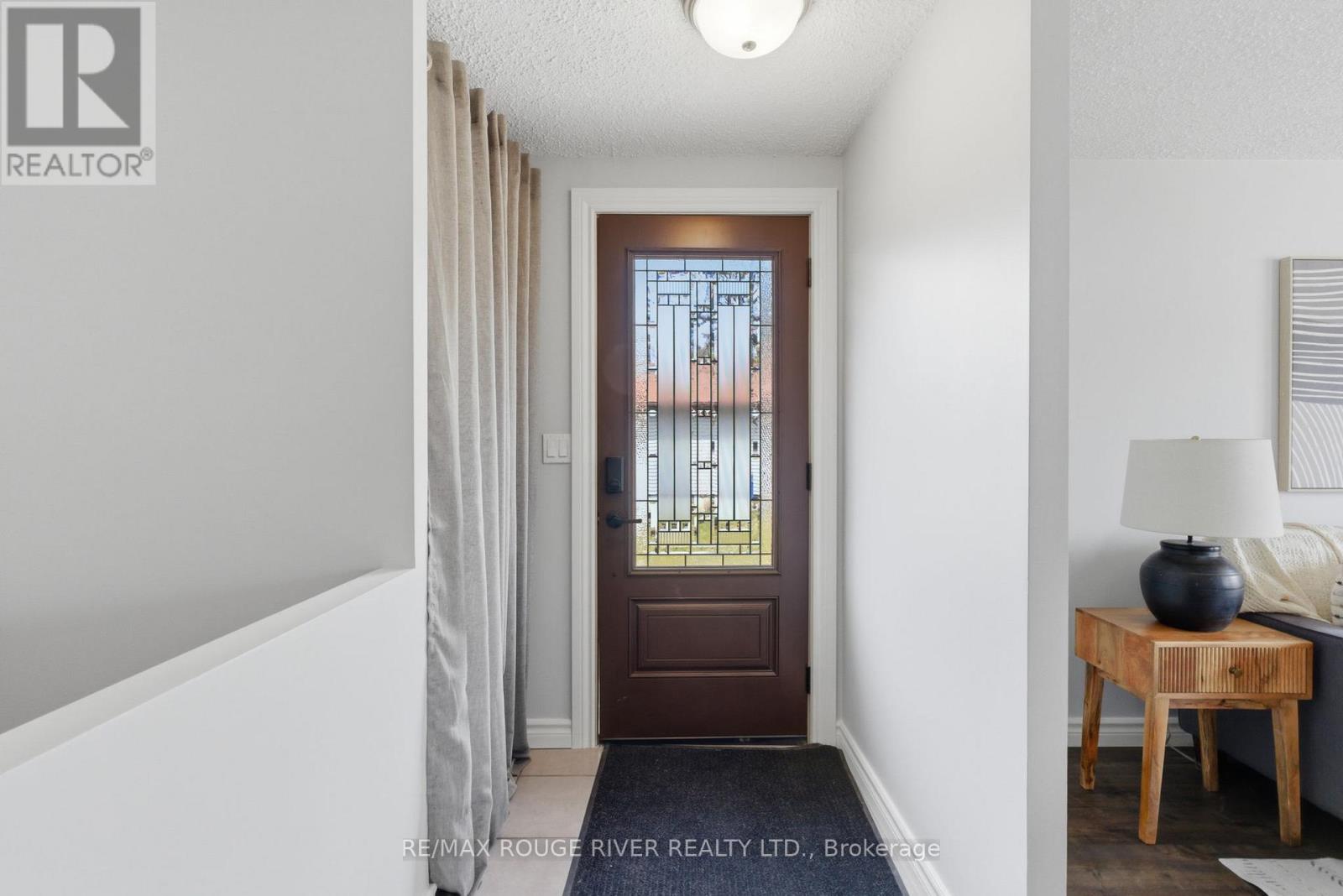 712 Grandview Drive, Oshawa, Ontario  L1H 7W2 - Photo 9 - E12925106