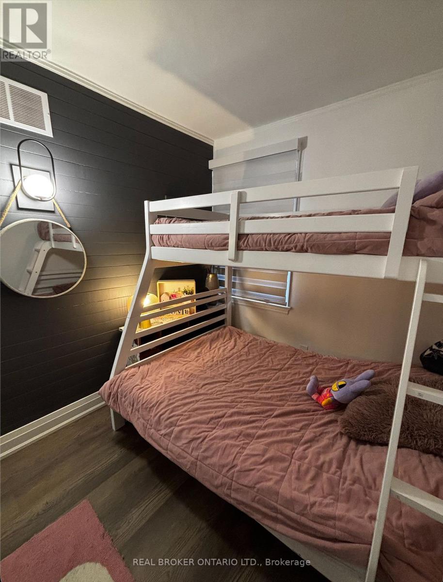 Upper - 147 Lasalle Avenue, Oshawa, Ontario  L1H 5Y4 - Photo 9 - E12925172