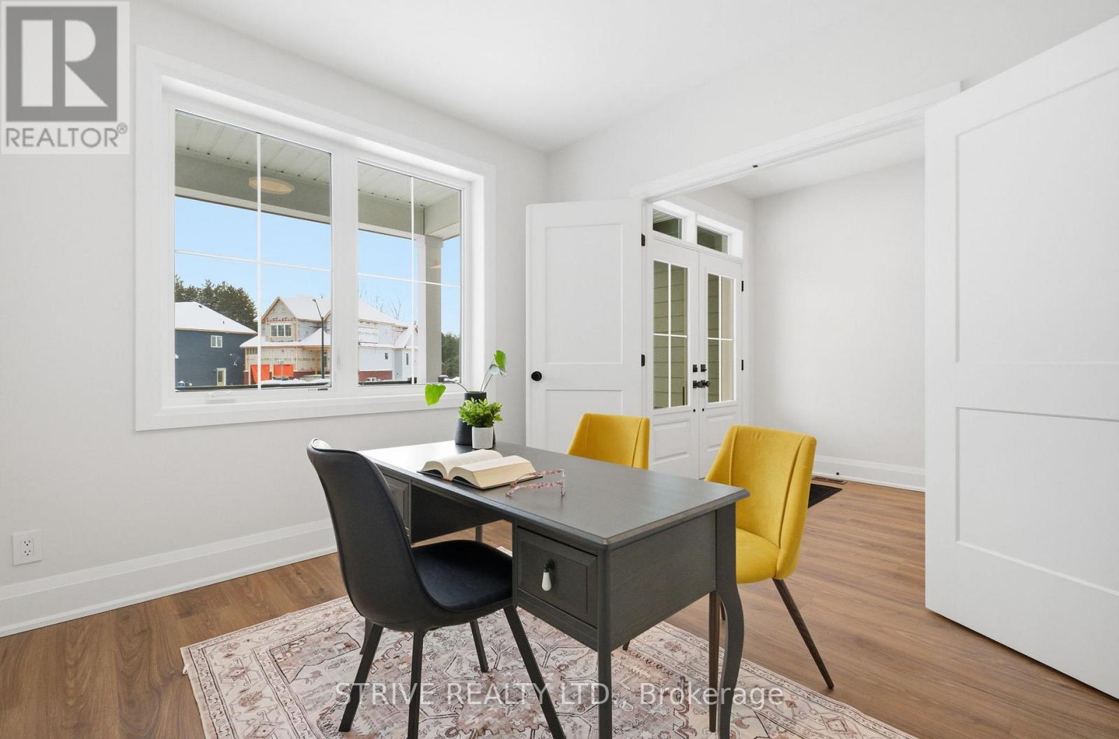 29 Northland Court, Oro-Medonte, Ontario  L9J 1C4 - Photo 4 - S12925354