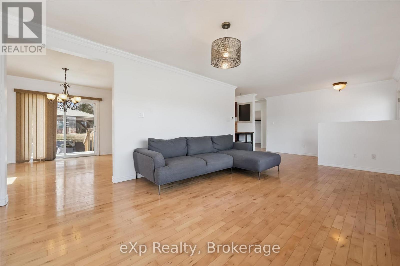 184 Stevenson Street N, Guelph (St. George's), Ontario  N1E 5A8 - Photo 12 - X12925214