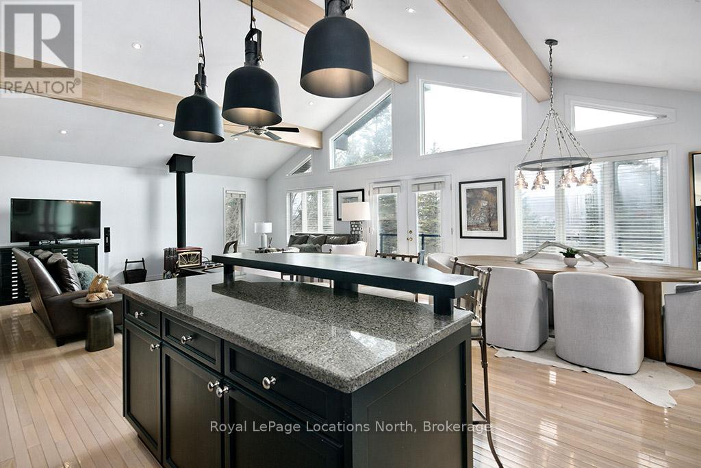 112 Amik Court, Grey Highlands, Ontario  N0C 1G0 - Photo 18 - X12925260