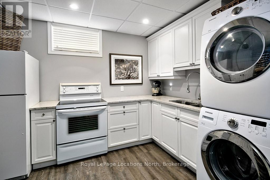 112 Amik Court, Grey Highlands, Ontario  N0C 1G0 - Photo 39 - X12925260