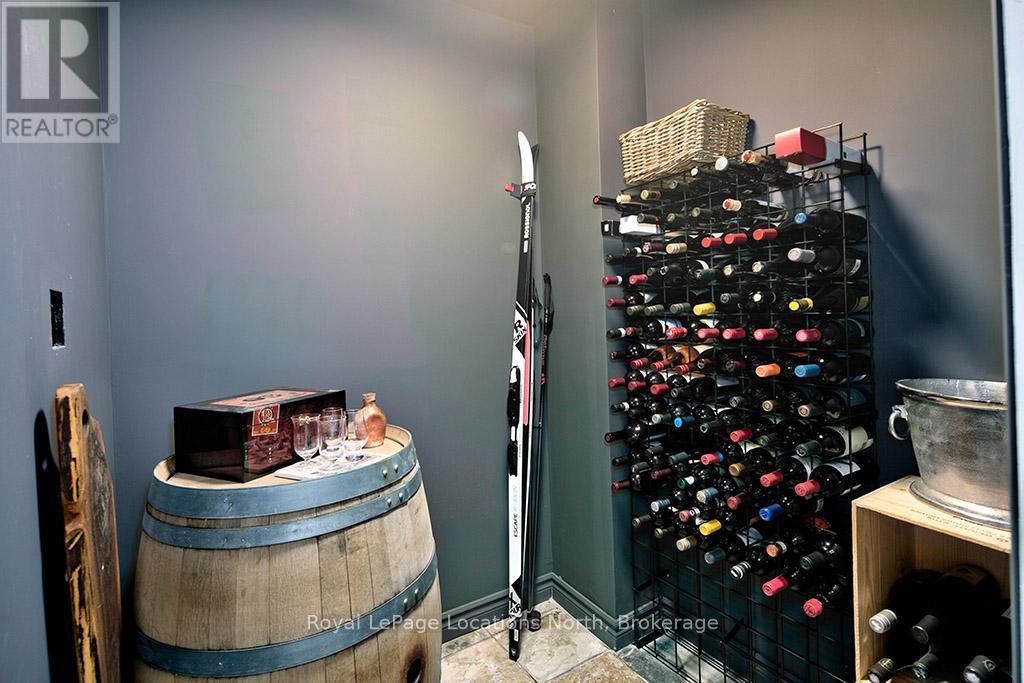 112 Amik Court, Grey Highlands, Ontario  N0C 1G0 - Photo 40 - X12925260