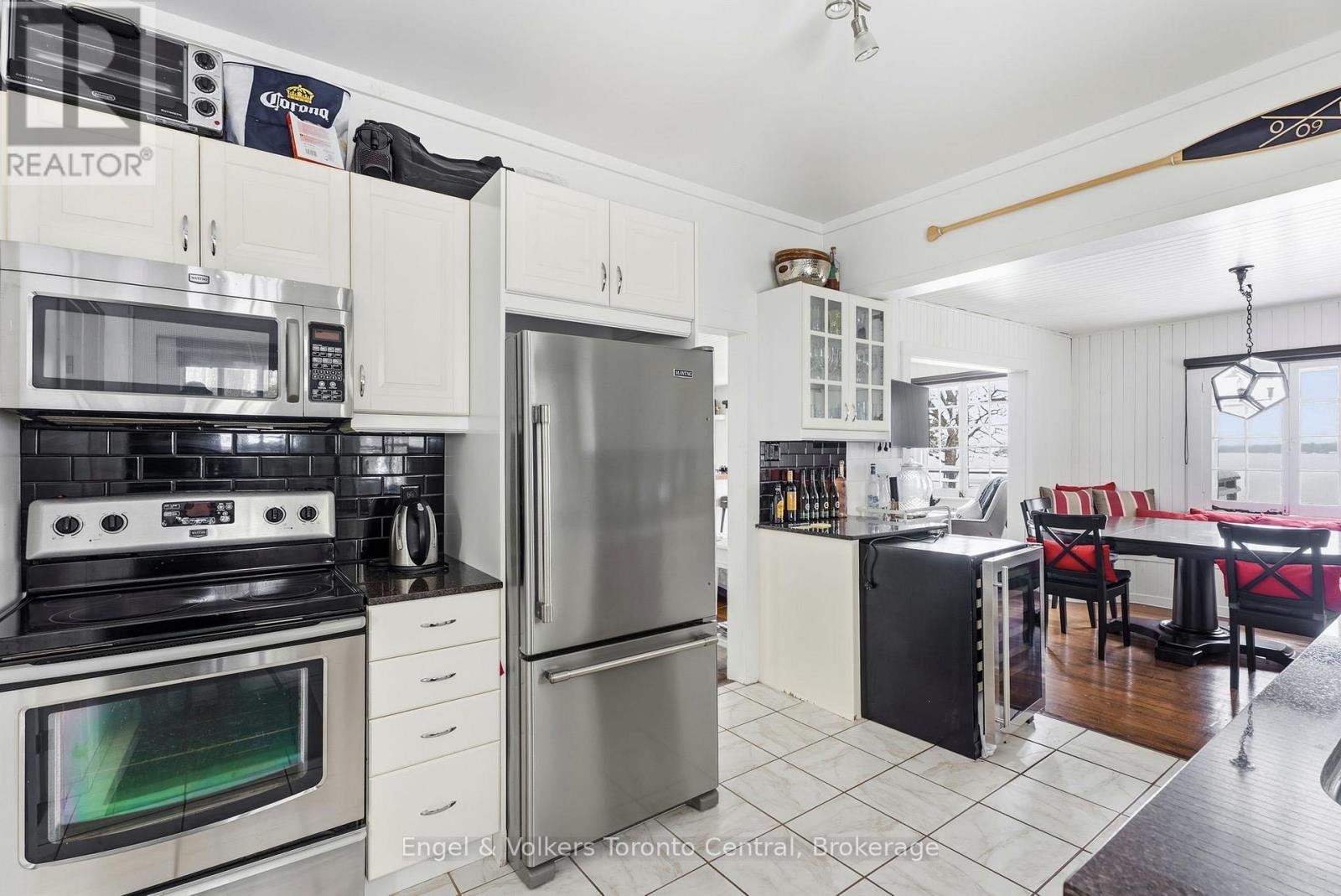 1246 Purdy Road, Muskoka Lakes, Ontario  P0B 1M0 - Photo 22 - X12925292