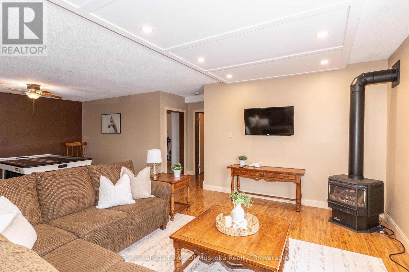 35 Westvale Drive, Bracebridge (Monck (Bracebridge)), Ontario  P1L 1B5 - Photo 20 - X12925330