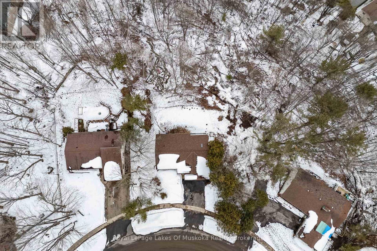 35 Westvale Drive, Bracebridge (Monck (Bracebridge)), Ontario  P1L 1B5 - Photo 39 - X12925330