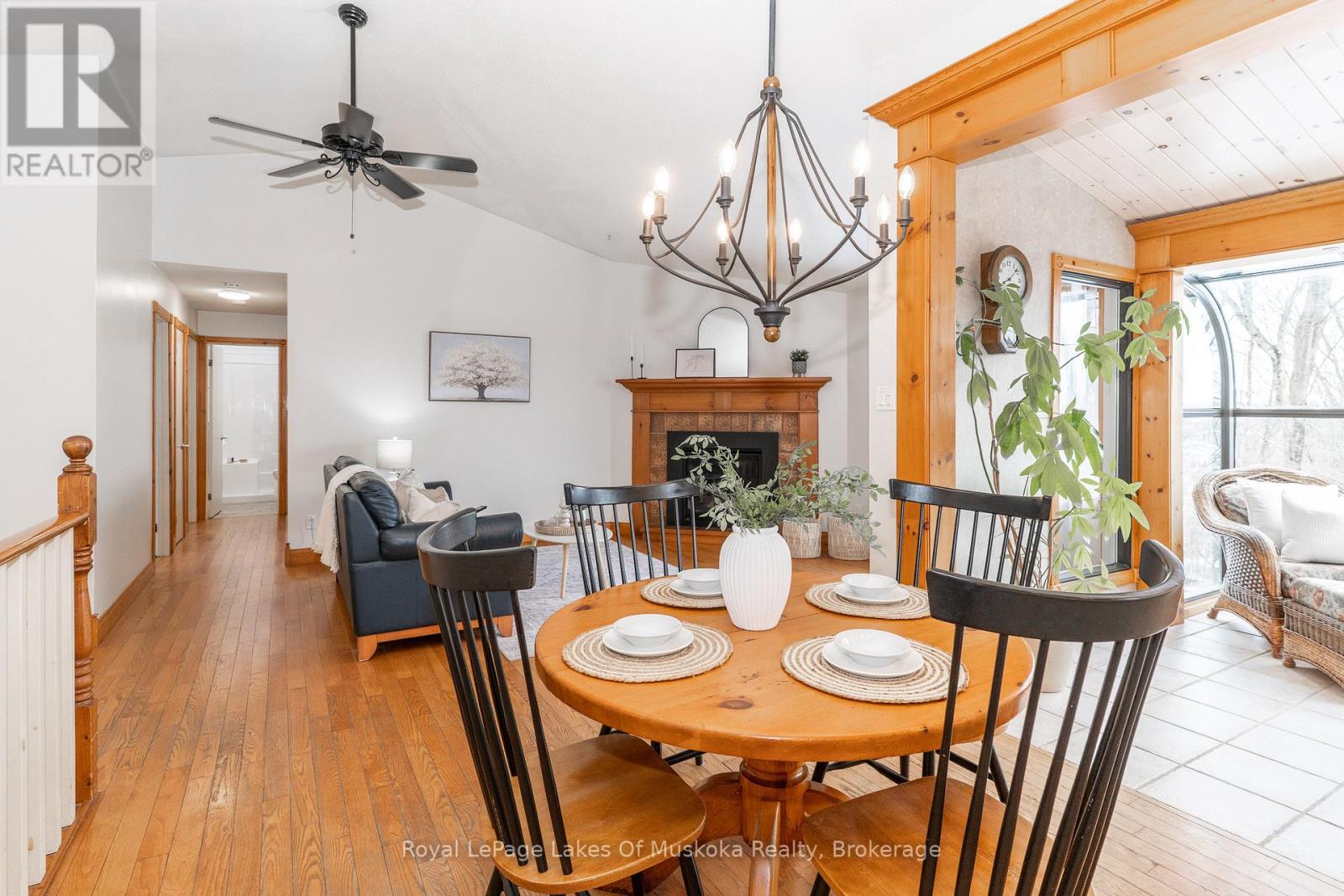 35 Westvale Drive, Bracebridge (Monck (Bracebridge)), Ontario  P1L 1B5 - Photo 9 - X12925330