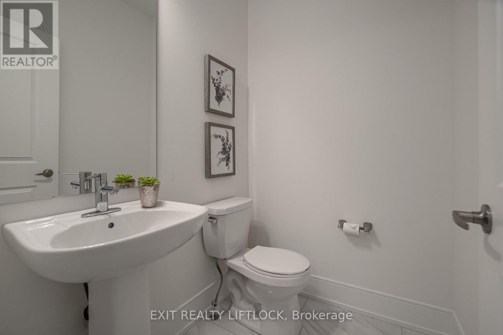 9 Wishing Well Lane, Otonabee-South Monaghan, Ontario  K9J 0K6 - Photo 17 - X12925120