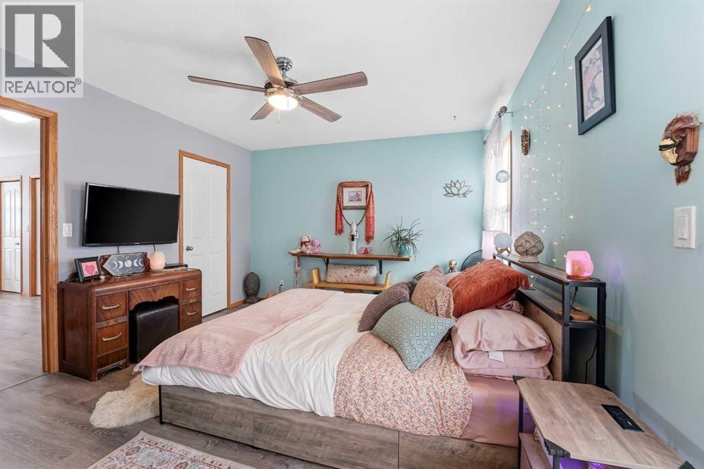 5 Lincoln Street, Sylvan Lake, Alberta  T4S 2R1 - Photo 23 - A2288595