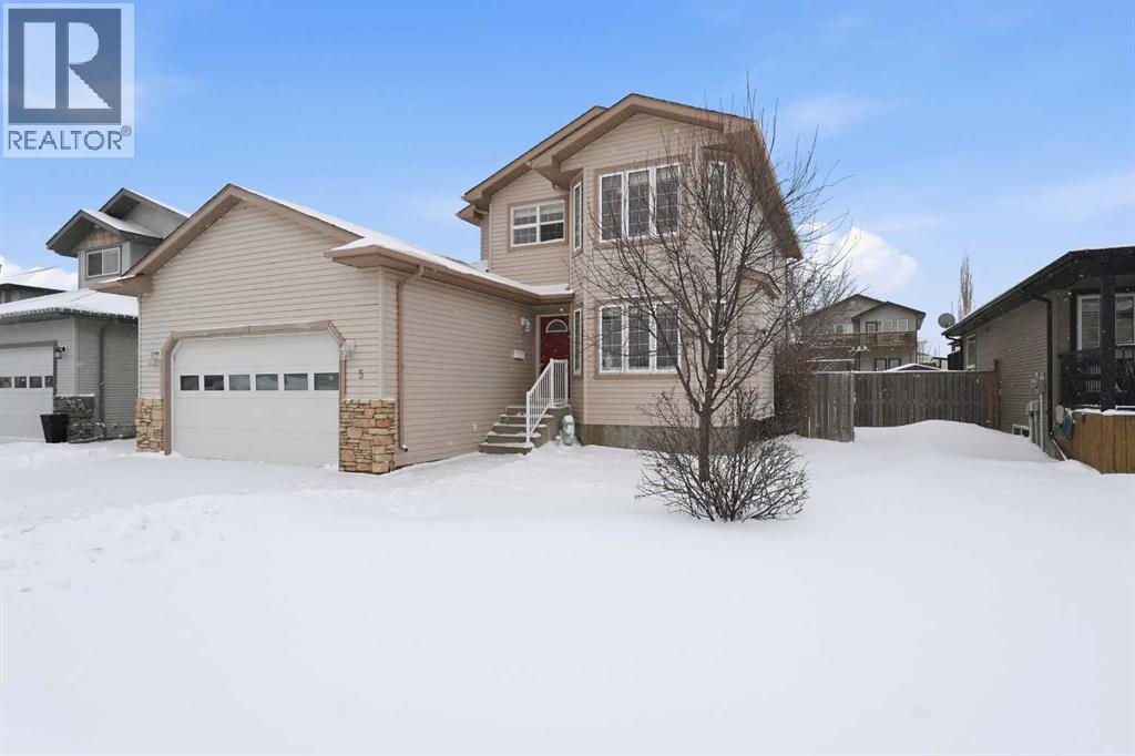 5 Lincoln Street, Sylvan Lake, Alberta  T4S 2R1 - Photo 3 - A2288595