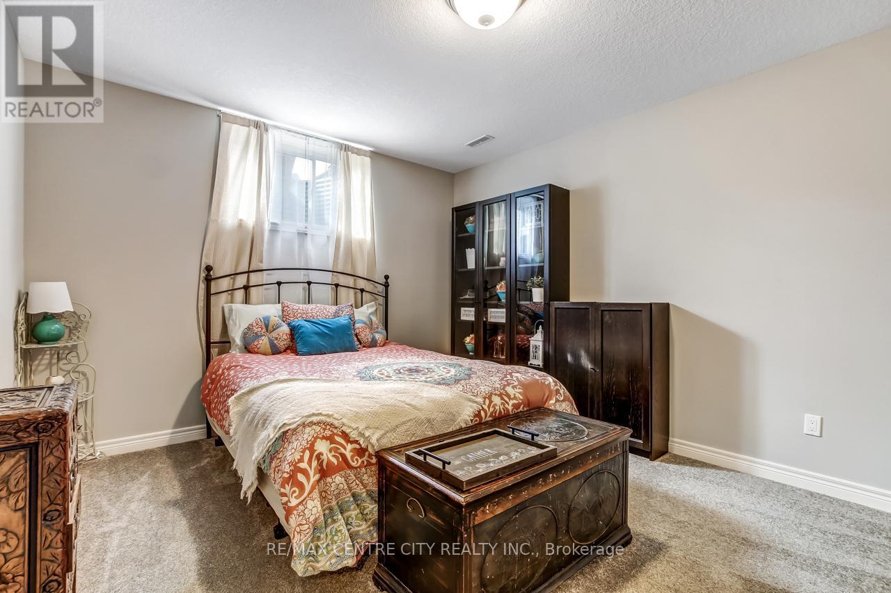 417 Beamish Street, Central Elgin (Port Stanley), Ontario  N5L 0A7 - Photo 26 - X12925118