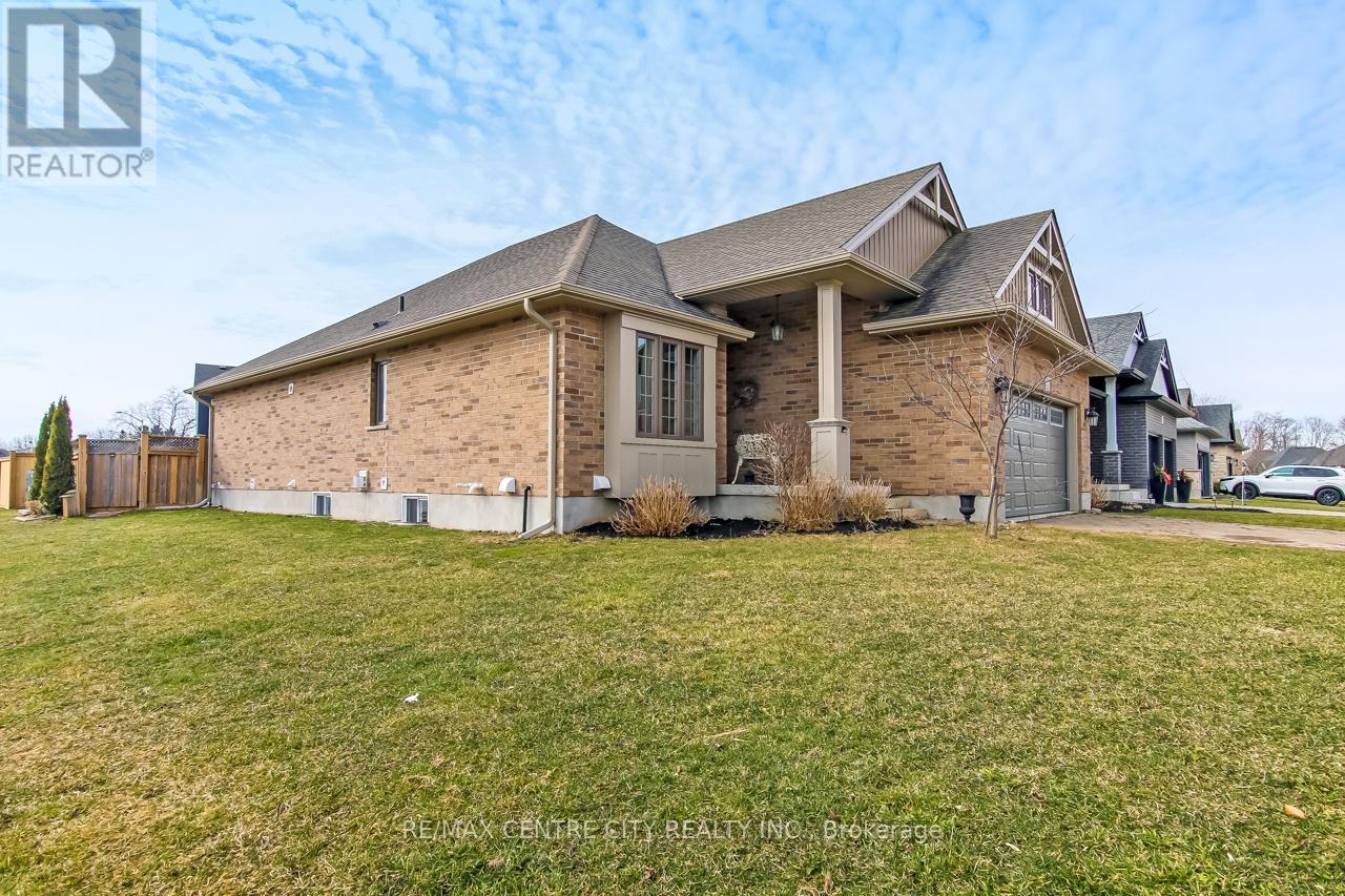 417 Beamish Street, Central Elgin (Port Stanley), Ontario  N5L 0A7 - Photo 32 - X12925118