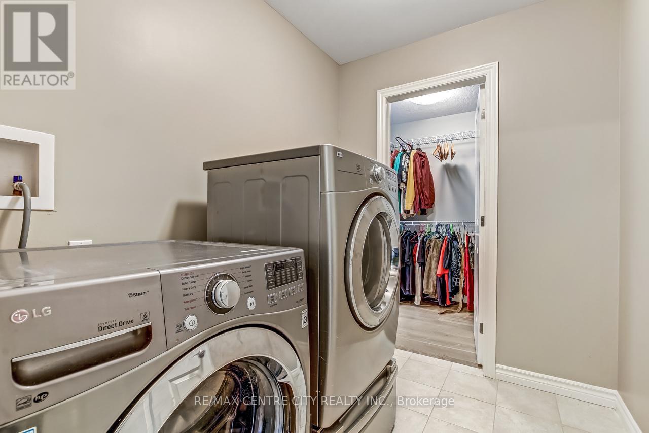 417 Beamish Street, Central Elgin (Port Stanley), Ontario  N5L 0A7 - Photo 5 - X12925118