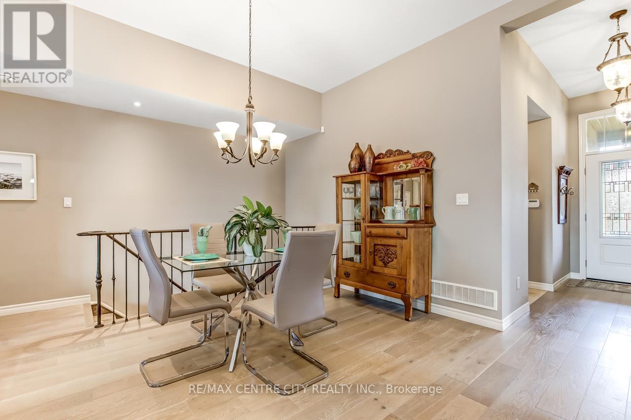 417 Beamish Street, Central Elgin (Port Stanley), Ontario  N5L 0A7 - Photo 8 - X12925118