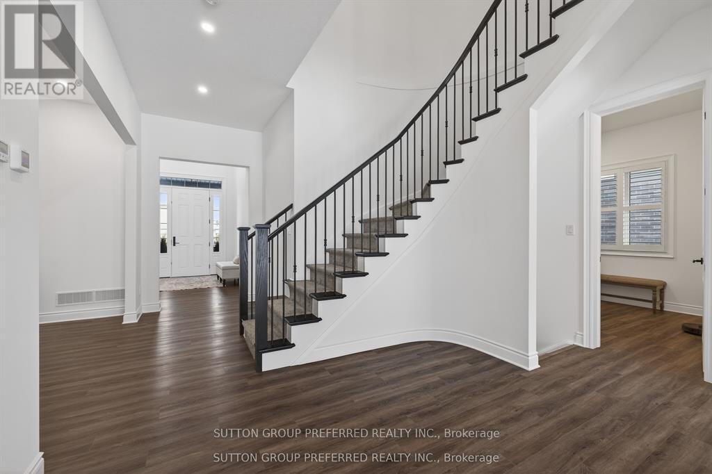 105 Harvest Lane, Thames Centre, Ontario  N0L 1G2 - Photo 20 - X12925168