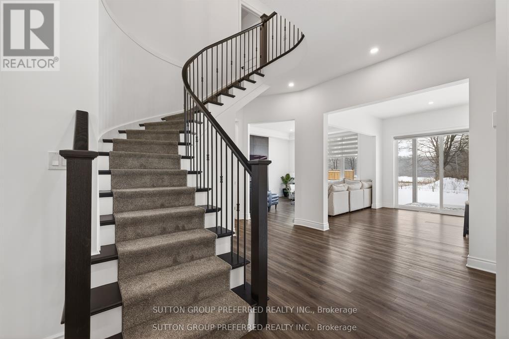 105 Harvest Lane, Thames Centre, Ontario  N0L 1G2 - Photo 21 - X12925168