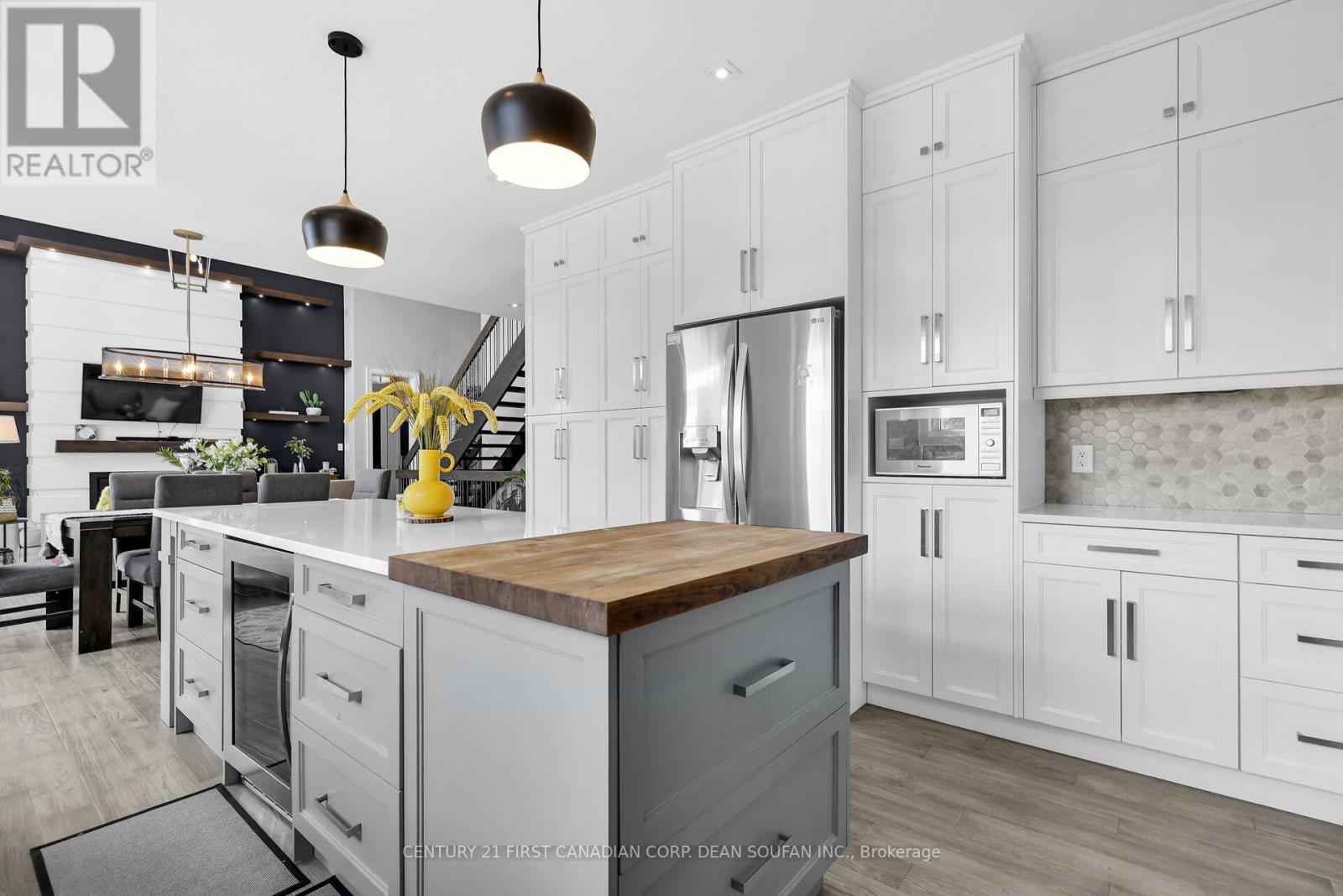 405 Darcy Drive, Strathroy-Caradoc, Ontario  N7G 0A4 - Photo 17 - X12925304