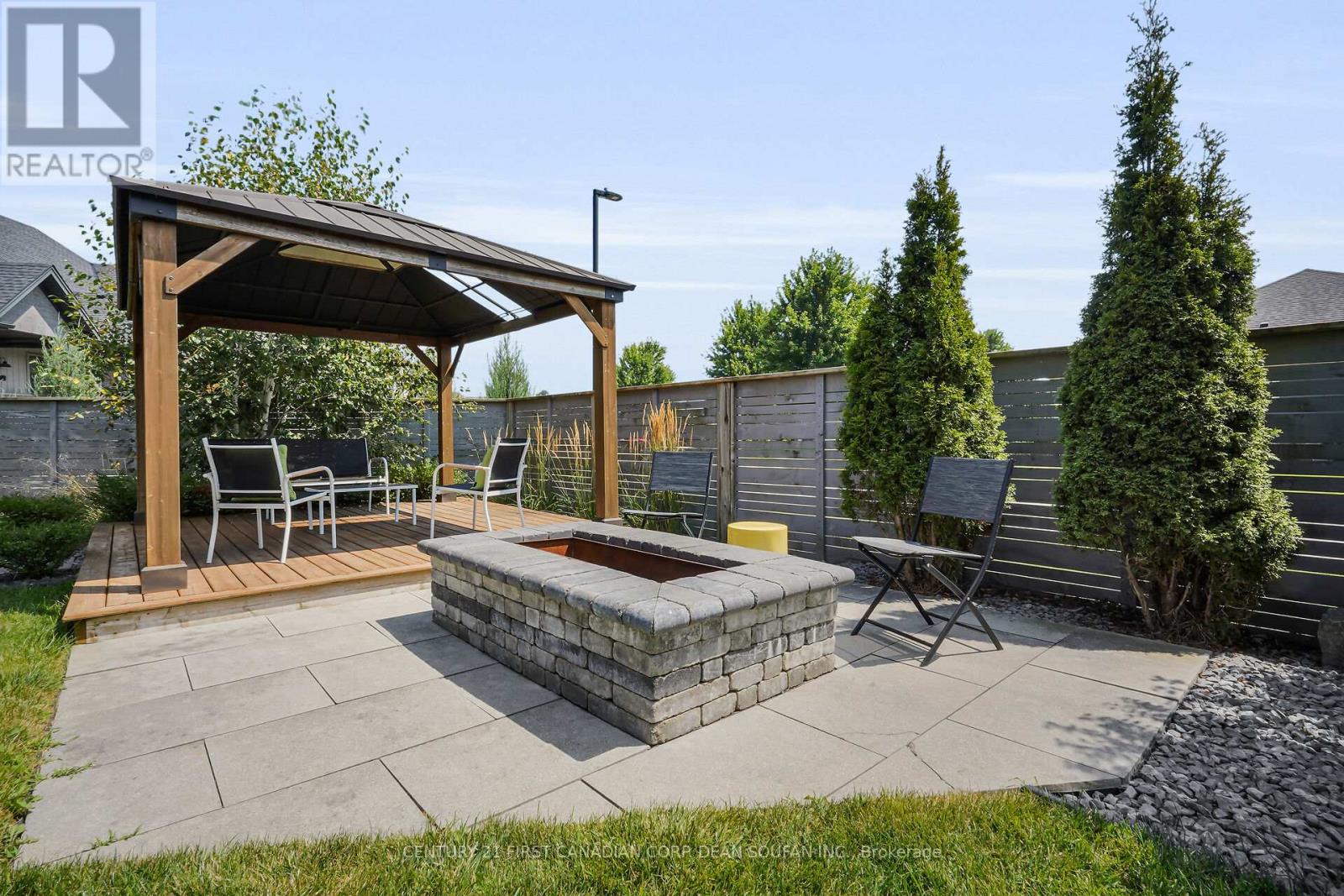 405 Darcy Drive, Strathroy-Caradoc, Ontario  N7G 0A4 - Photo 45 - X12925304