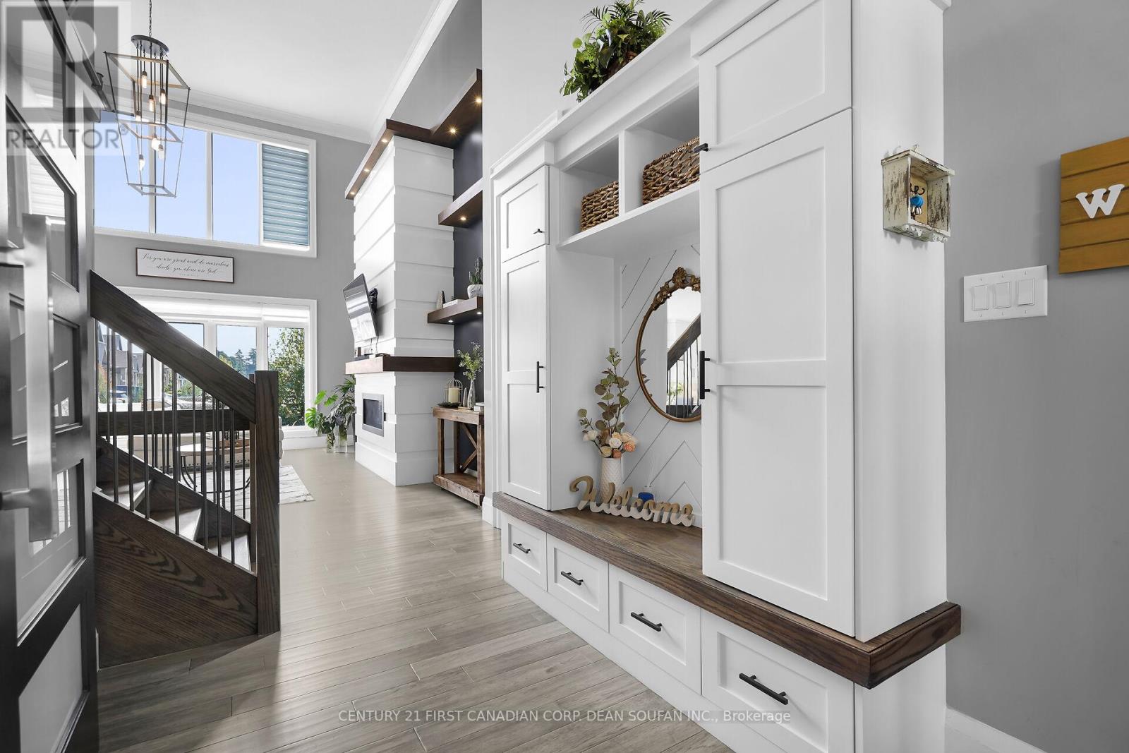 405 Darcy Drive, Strathroy-Caradoc, Ontario  N7G 0A4 - Photo 7 - X12925304