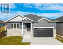 24 BROOKLAWN DRIVE, Lambton Shores, Ontario