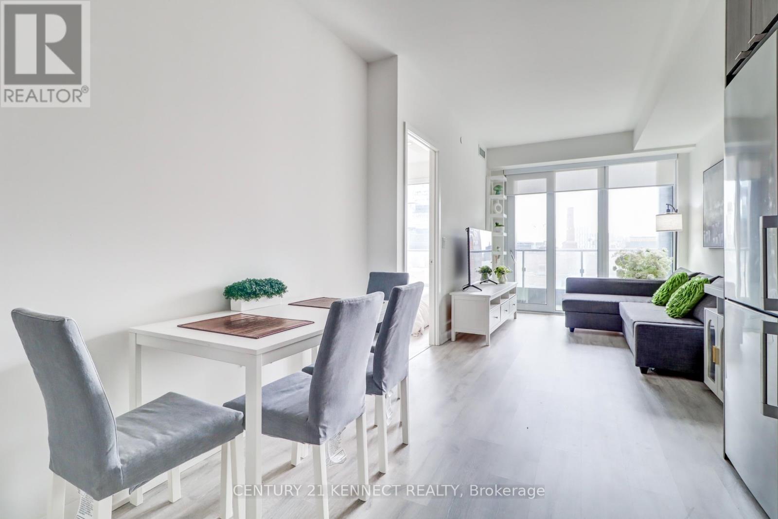 504 - 70 Princess Street, Toronto, Ontario  M5A 0X6 - Photo 11 - C12925090