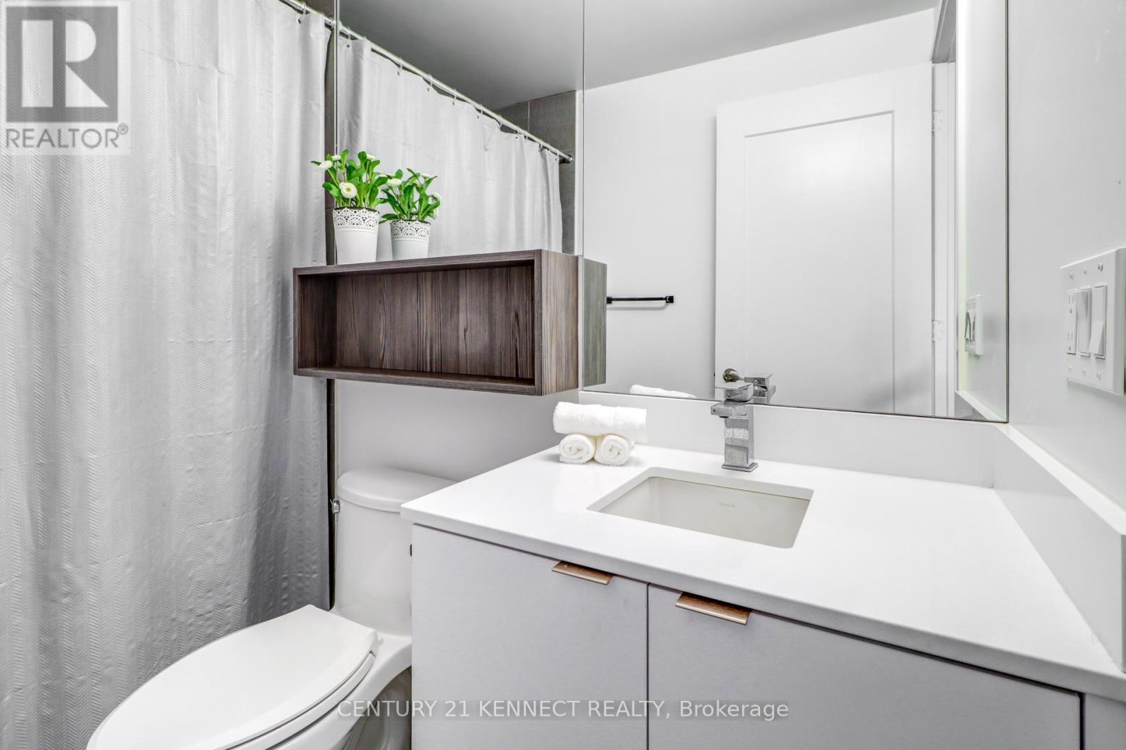 504 - 70 Princess Street, Toronto, Ontario  M5A 0X6 - Photo 13 - C12925090