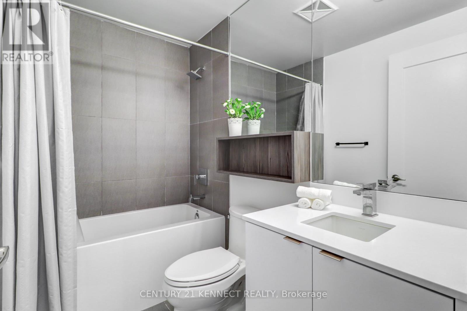 504 - 70 Princess Street, Toronto, Ontario  M5A 0X6 - Photo 14 - C12925090