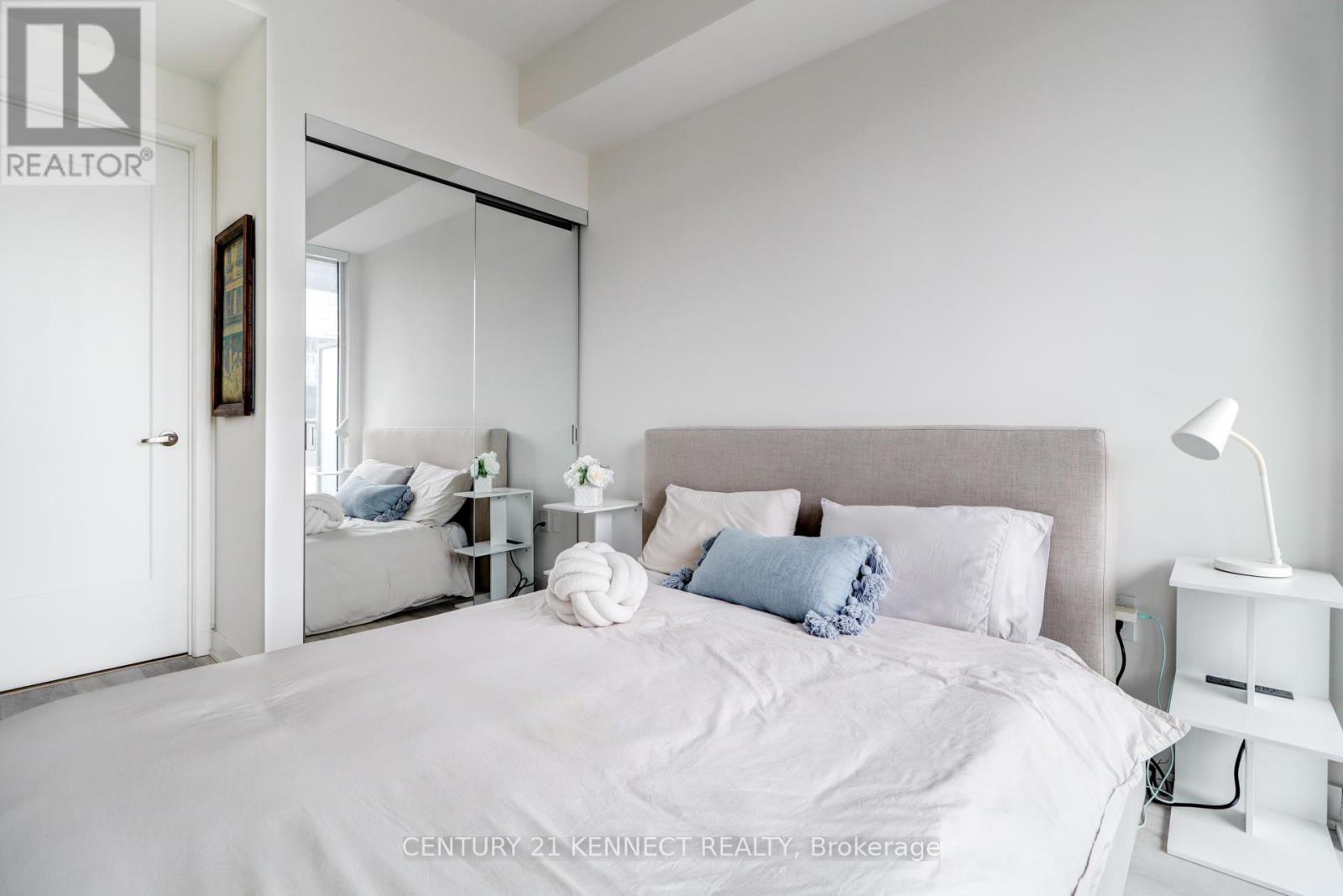 504 - 70 Princess Street, Toronto, Ontario  M5A 0X6 - Photo 20 - C12925090