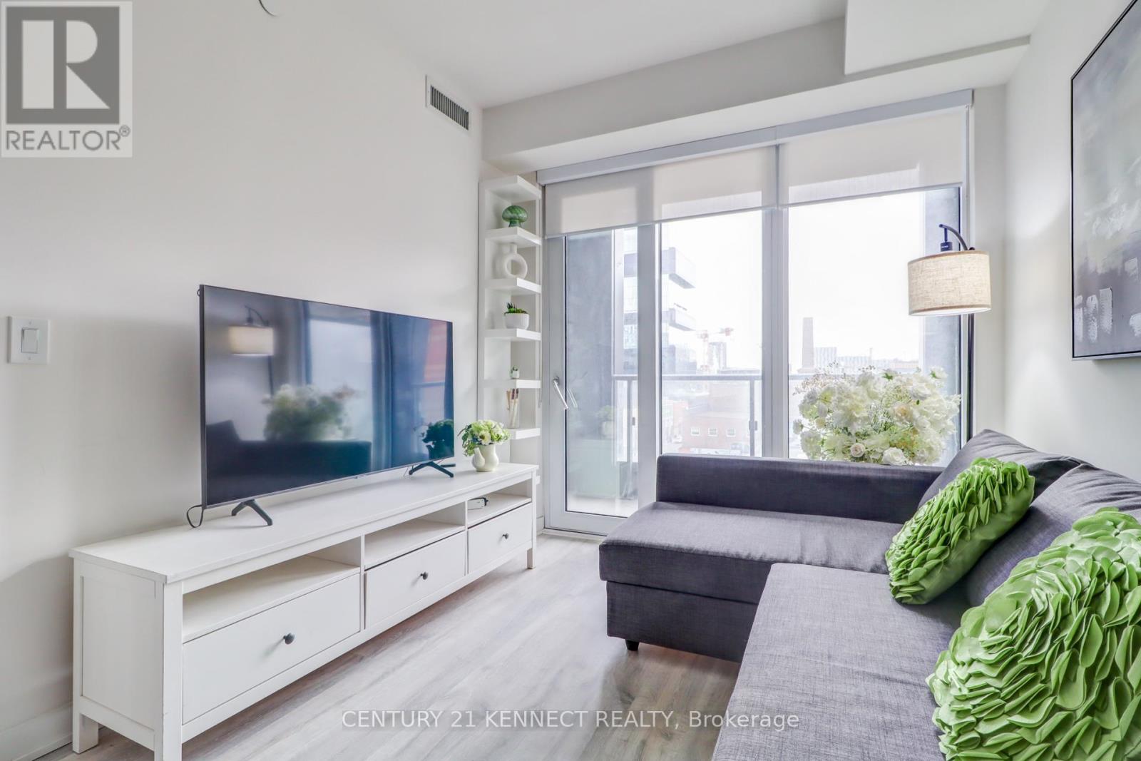 504 - 70 Princess Street, Toronto, Ontario  M5A 0X6 - Photo 3 - C12925090