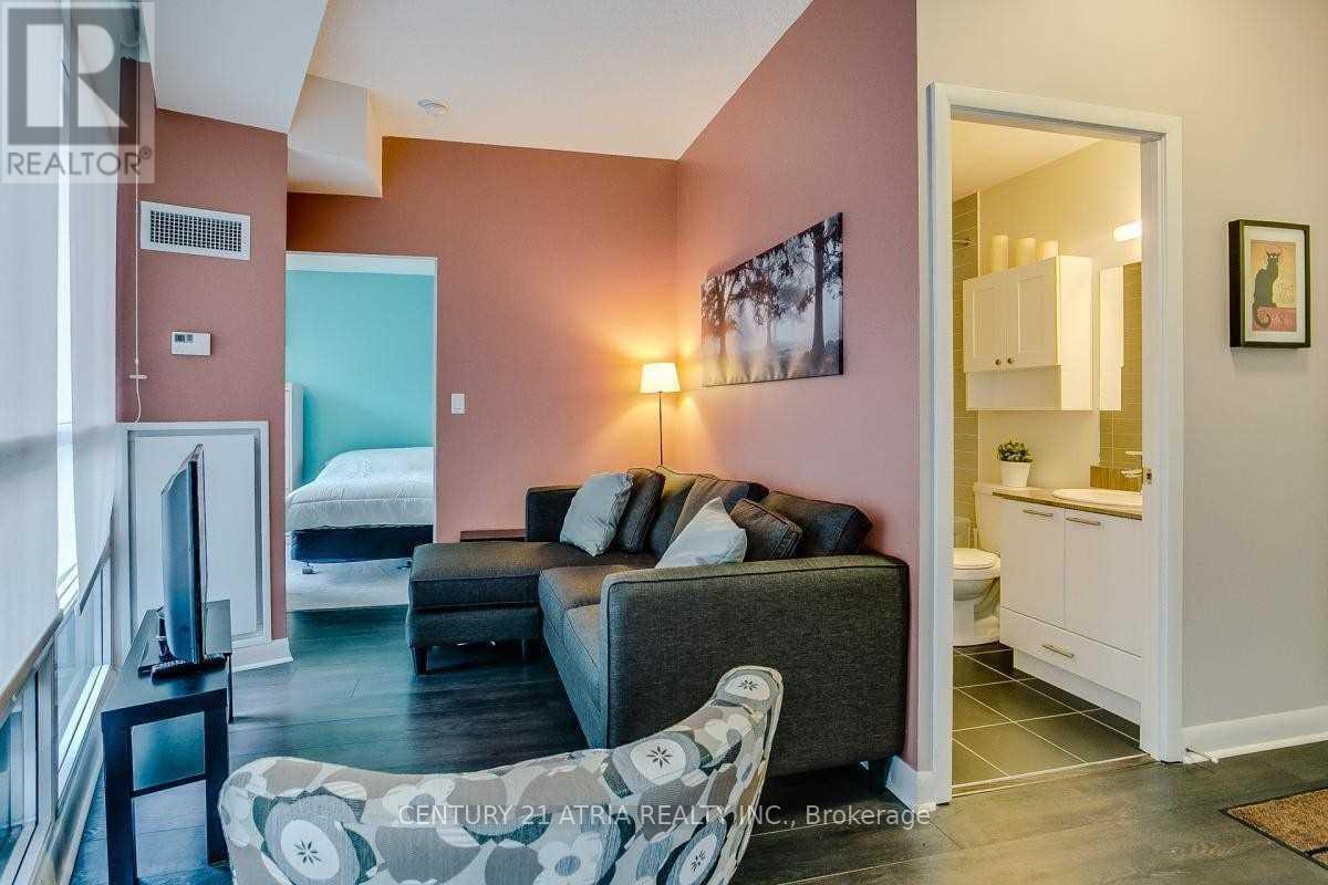 805 - 15 Bruyeres Mews, Toronto, Ontario  M5V 0A7 - Photo 8 - C12925230