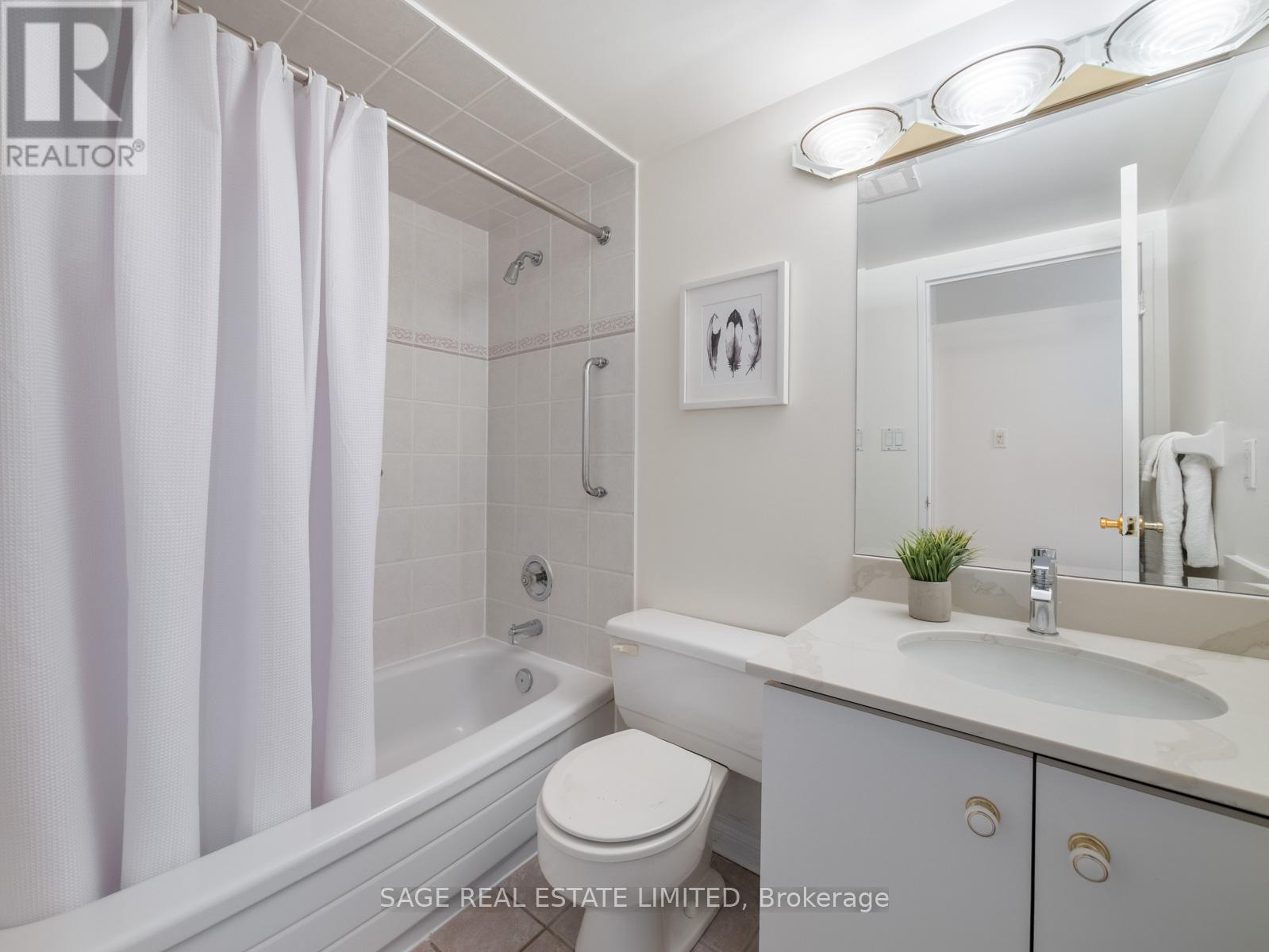 213e - 30 Fashion Roseway, Toronto, Ontario  M2N 6B4 - Photo 19 - C12925248