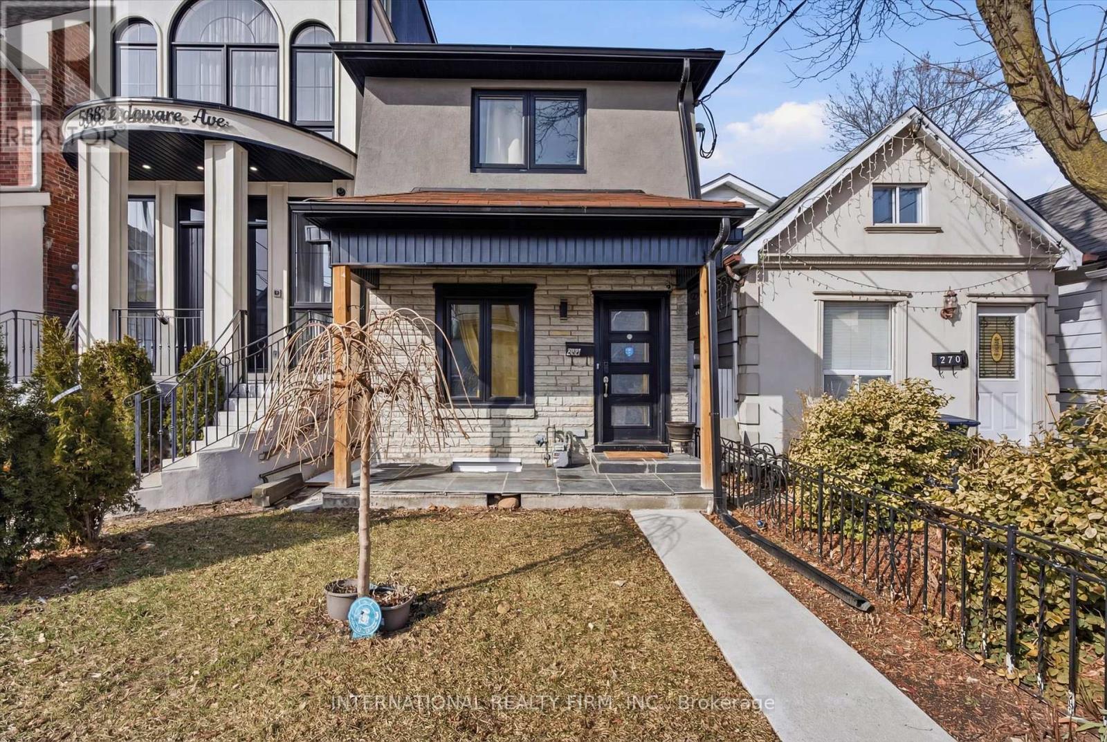 568 Delaware Avenue N, Toronto, Ontario  M6H 2V2 - Photo 1 - C12925296