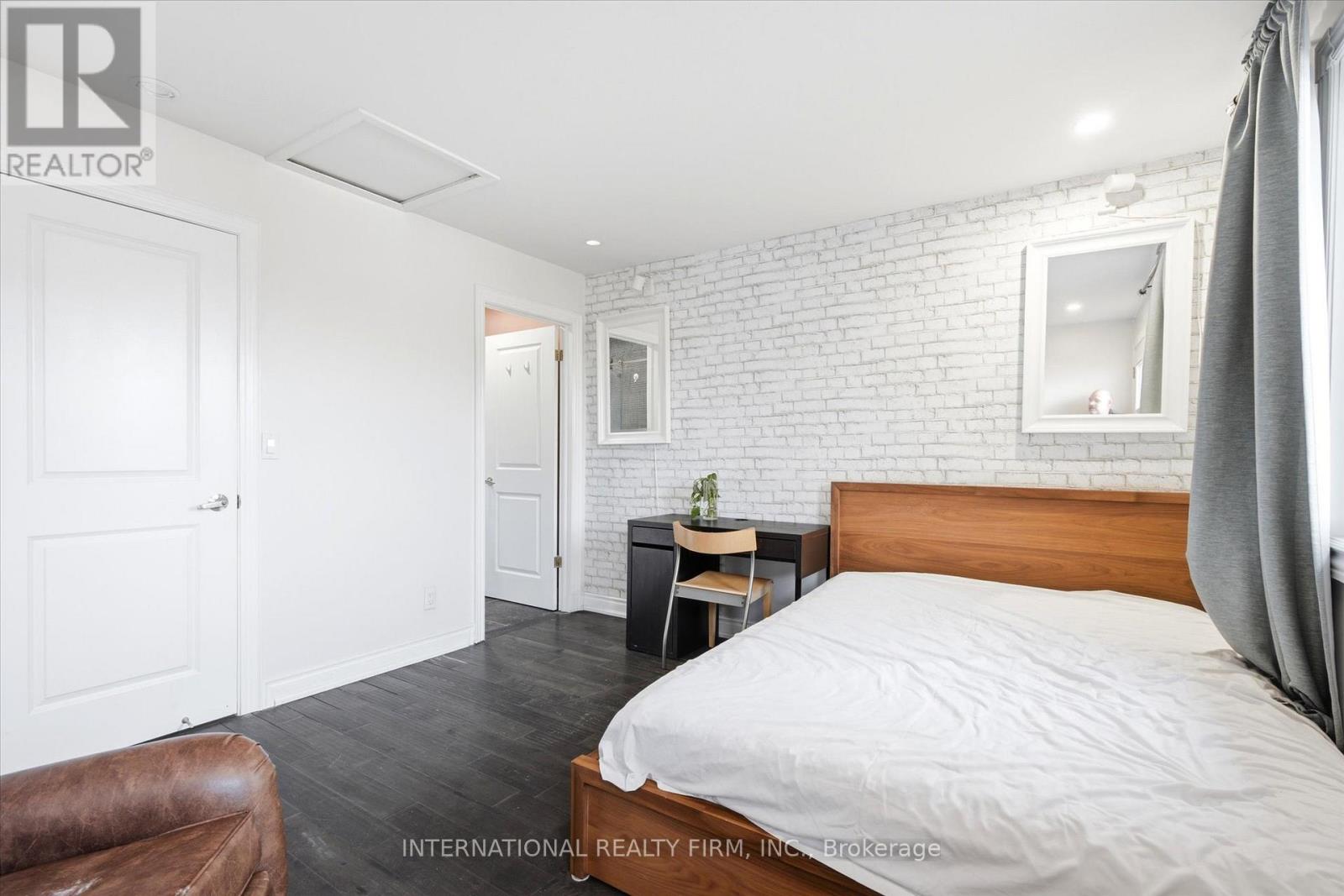 568 Delaware Avenue N, Toronto, Ontario  M6H 2V2 - Photo 15 - C12925296