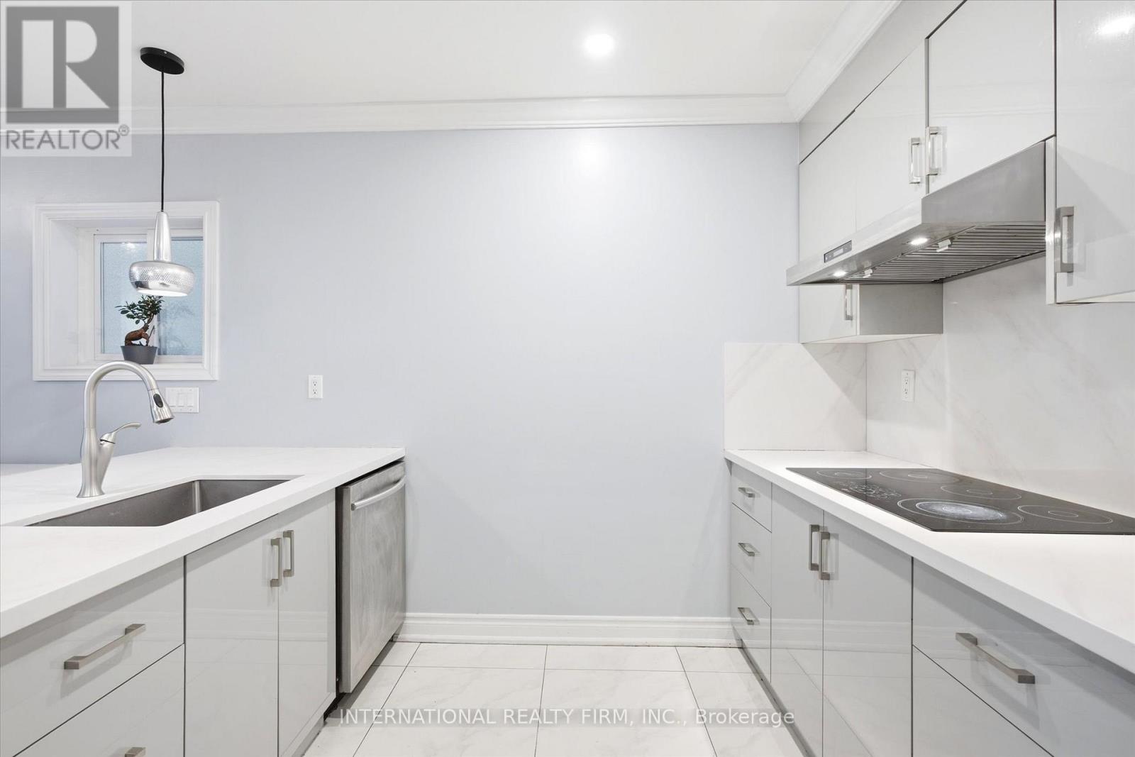 568 Delaware Avenue N, Toronto, Ontario  M6H 2V2 - Photo 7 - C12925296