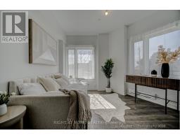 1 CASE OOTES DRIVE, Toronto, Ontario