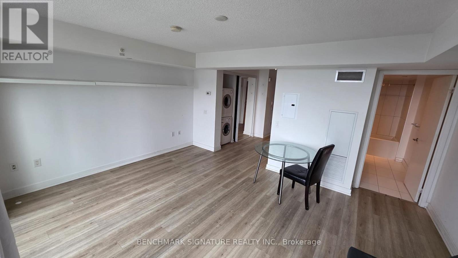 2008 - 85 Queens Wharf Road, Toronto, Ontario M5V 0J9 - Photo 13 - C12925326