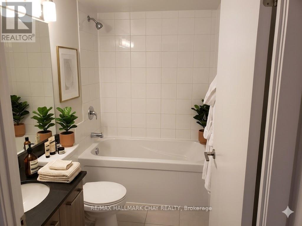 622 - 36 Lisgar Street, Toronto, Ontario M6J 3G2 - Photo 4 - C12925328