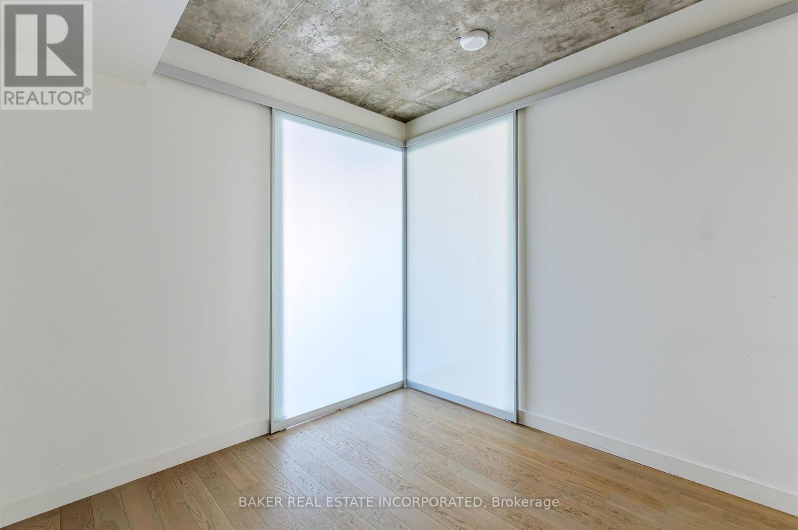 1610 - 111 Bathurst Street, Toronto, Ontario  M5V 0M9 - Photo 21 - C12925338