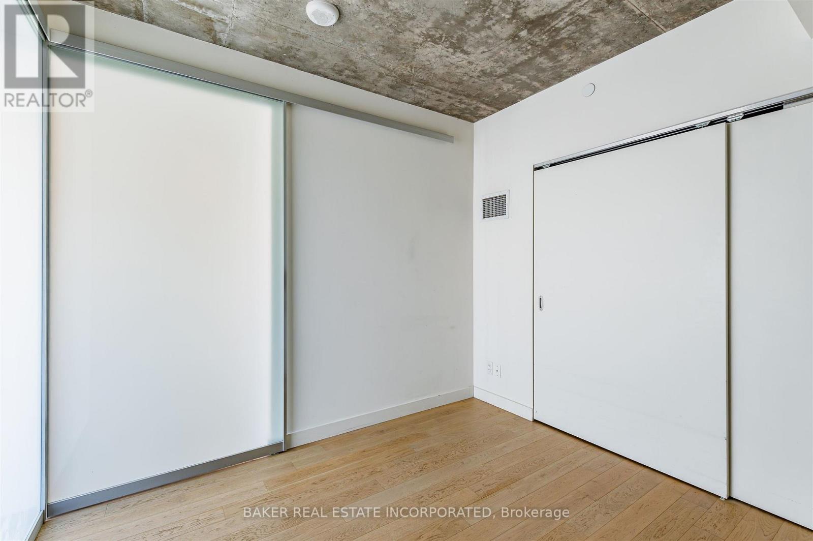 1610 - 111 Bathurst Street, Toronto, Ontario  M5V 0M9 - Photo 23 - C12925338