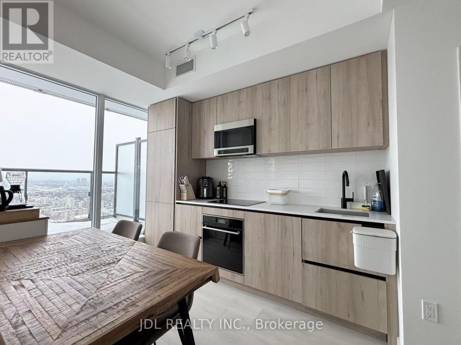 3410 - 127 Broadway Avenue, Toronto, Ontario M4P 1V4 - Photo 5 - C12925368